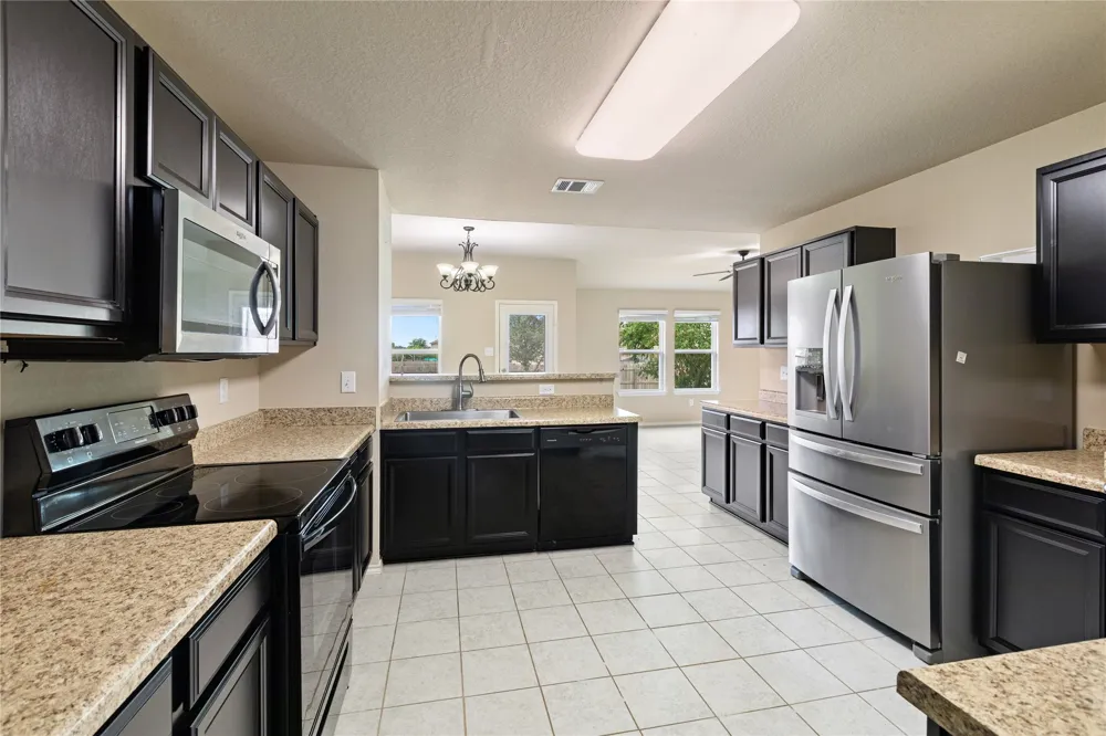 1517 Birmingham Drive Seguin, TX 78155
