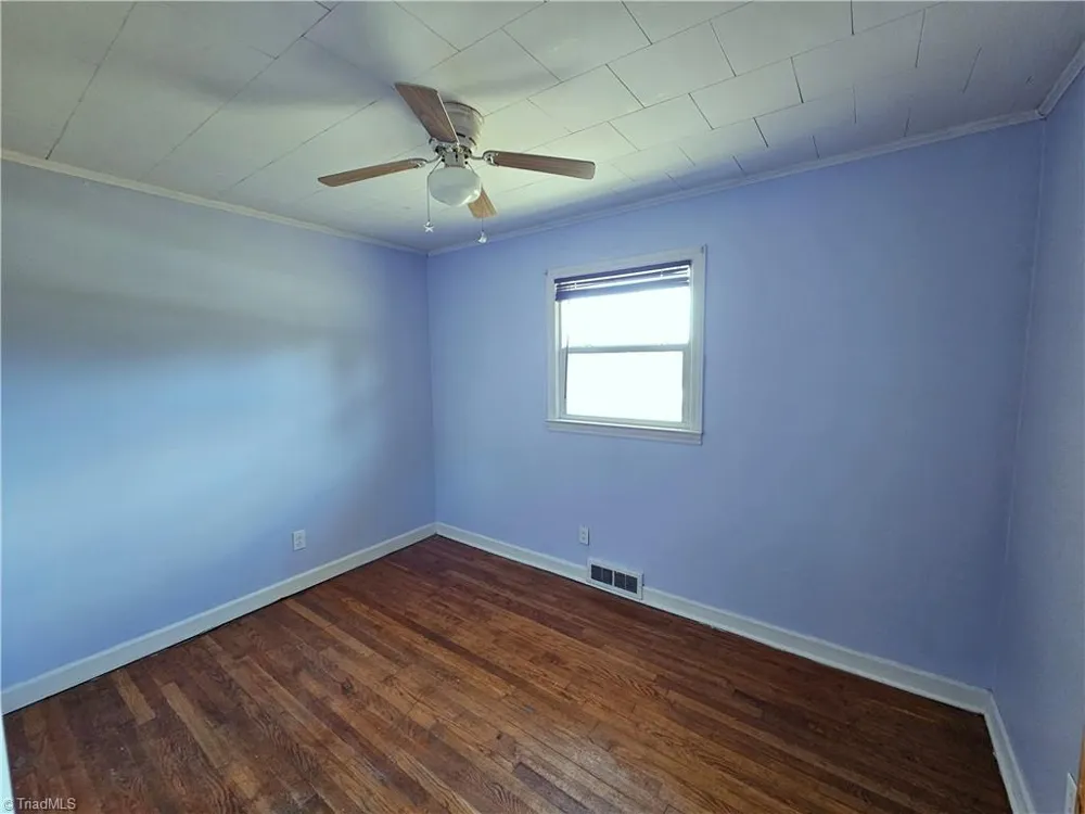 2447 Piney Mountain Road Walnut Cove, NC 27052