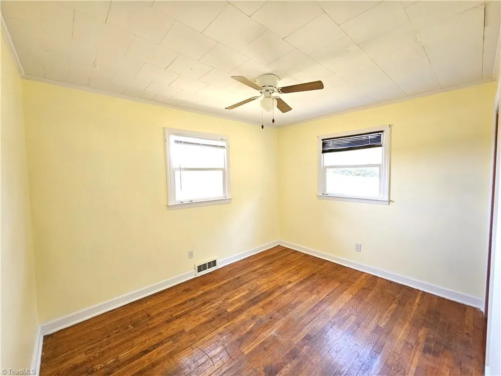 2447 Piney Mountain Road Walnut Cove, NC 27052