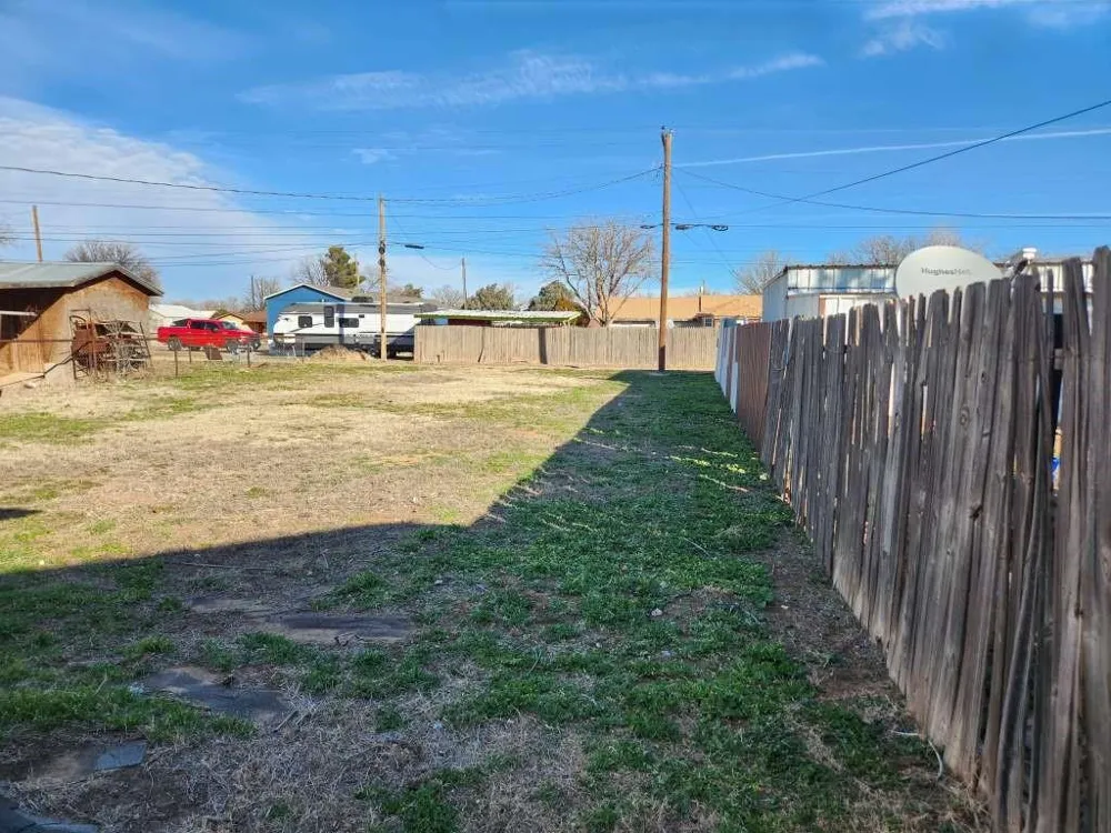 203 Pecan Street Levelland, TX 79336