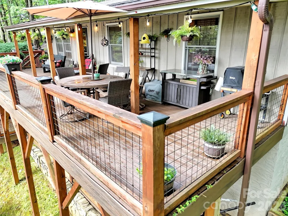 346 Wendy Way Clyde, NC 28721