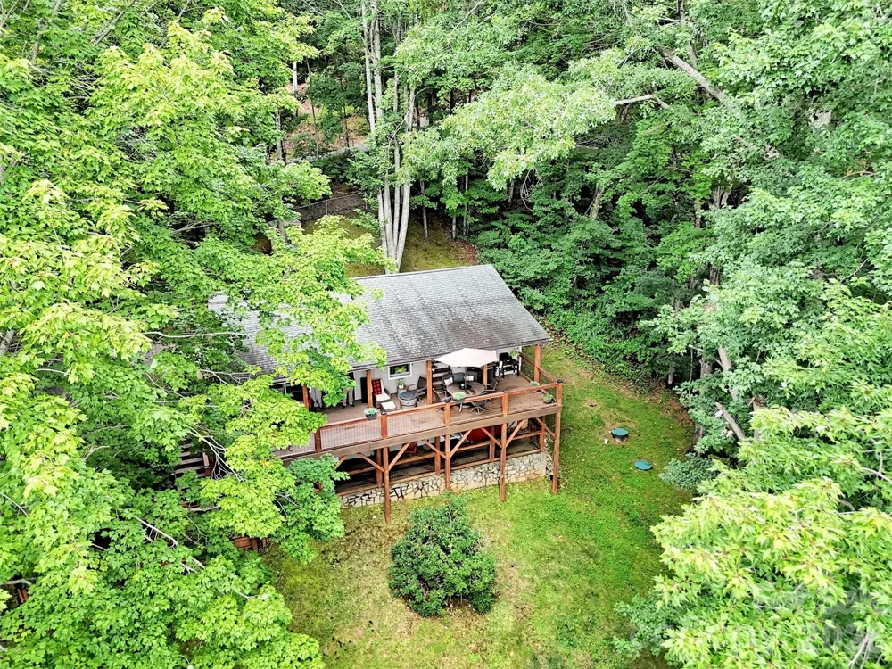 346 Wendy Way Clyde, NC 28721