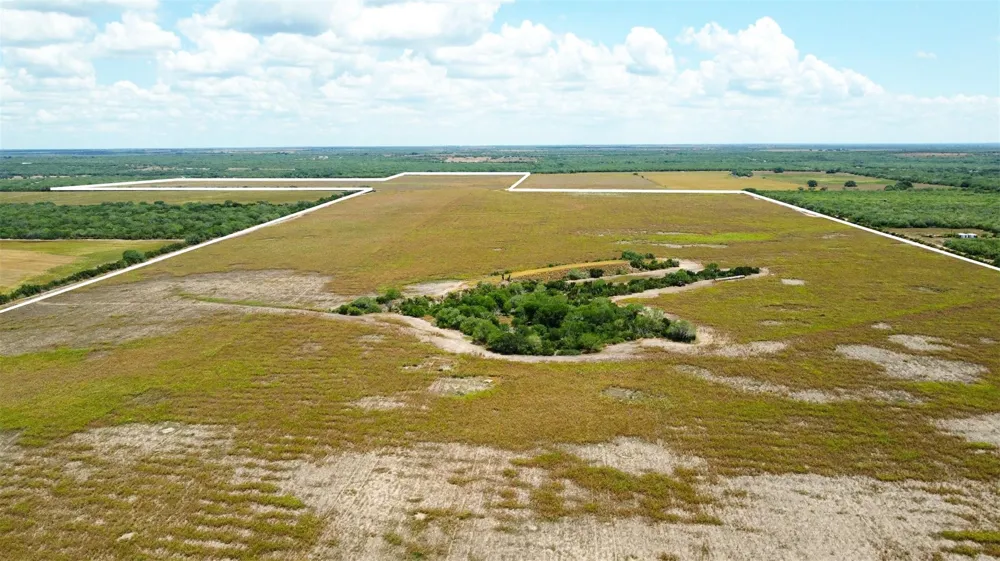 Cr 321 George West, TX 78022