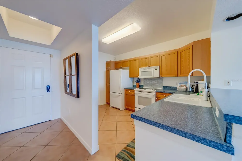 16550 GULF BOULEVARD #643 North Redington Beach, FL 33708