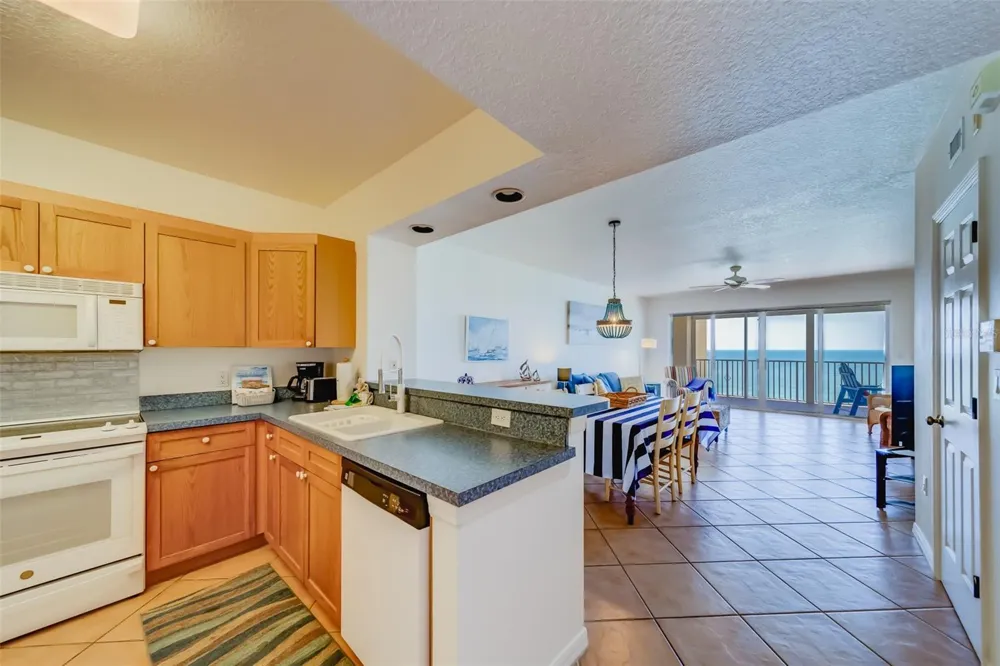 16550 GULF BOULEVARD #643 North Redington Beach, FL 33708