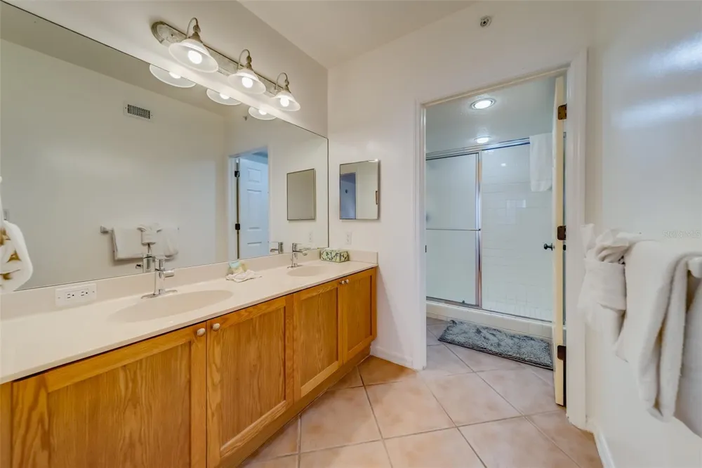 16550 GULF BOULEVARD #643 North Redington Beach, FL 33708