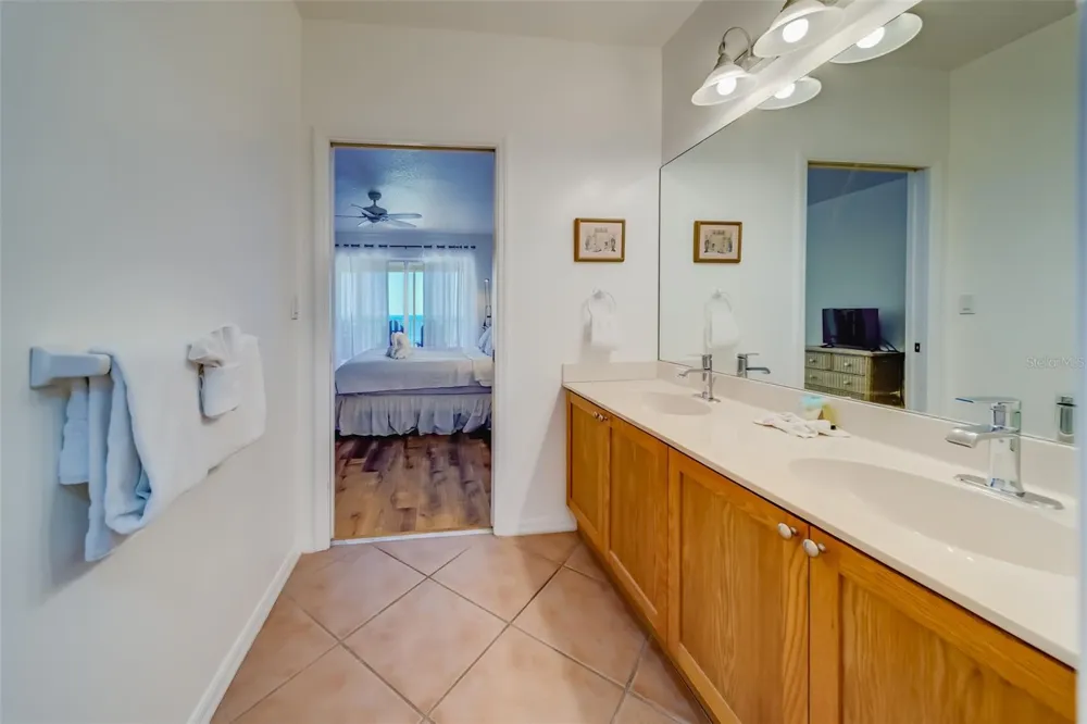 16550 GULF BOULEVARD #643 North Redington Beach, FL 33708