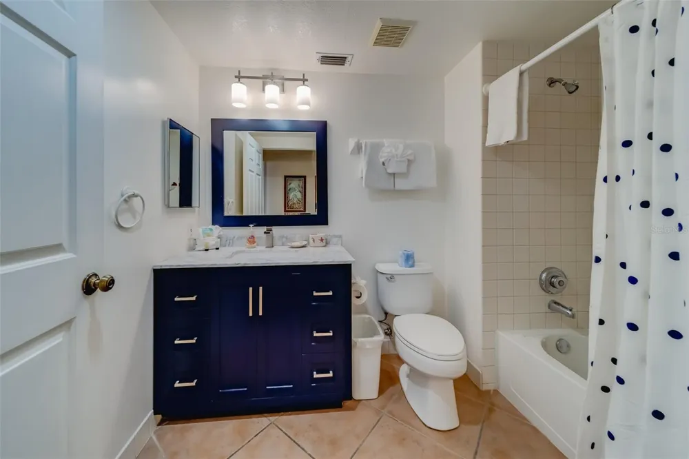 16550 GULF BOULEVARD #643 North Redington Beach, FL 33708