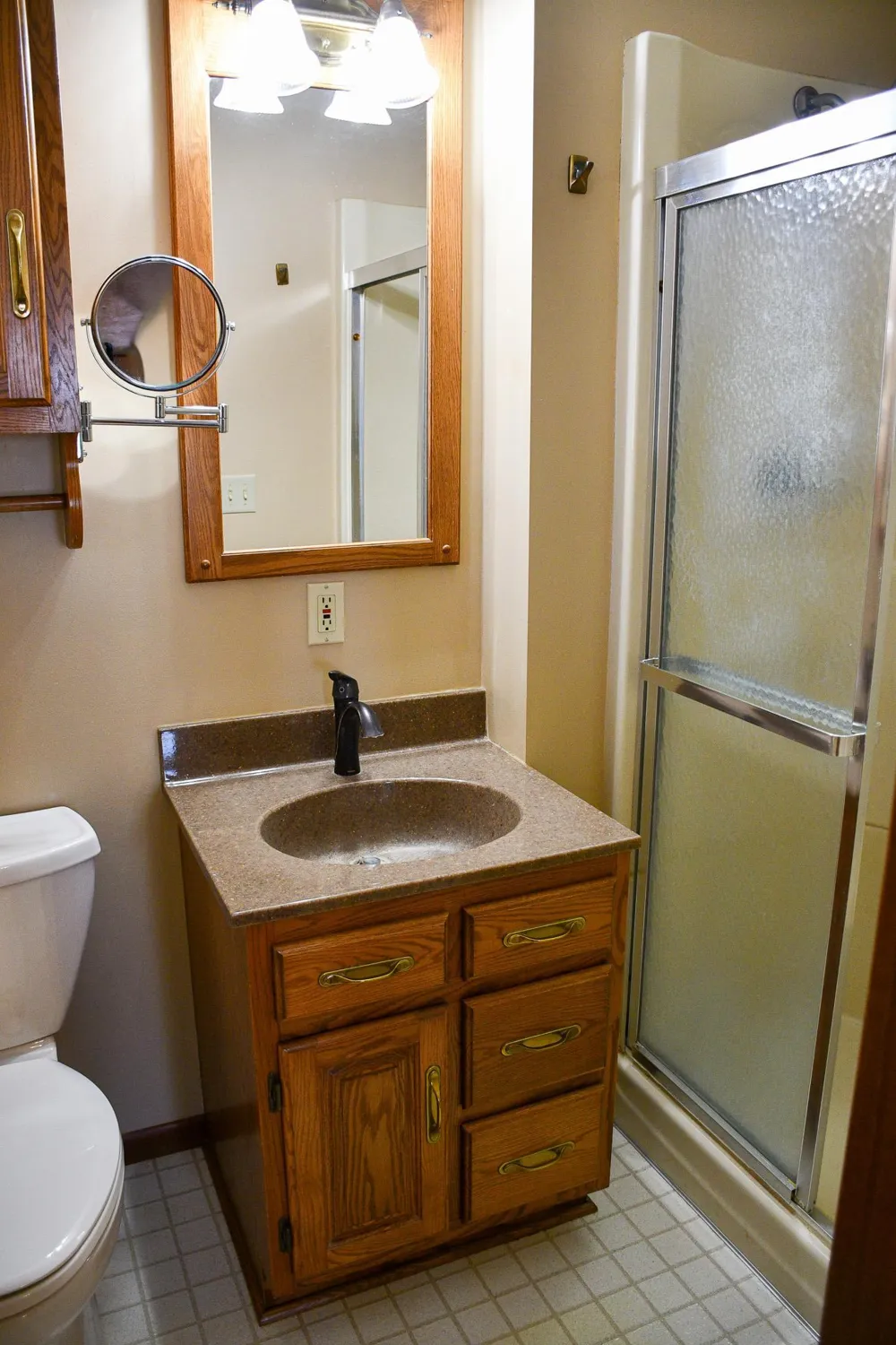 1206 S Shore Drive Worthington, MN 56187