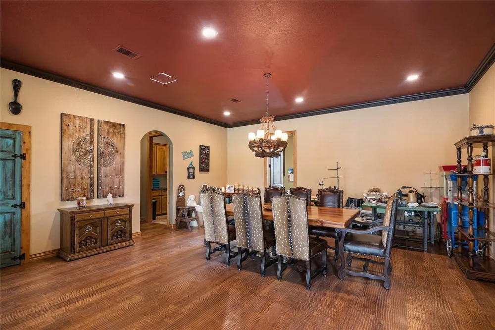 9474 E Fm  524 E Sweeny, TX 77480