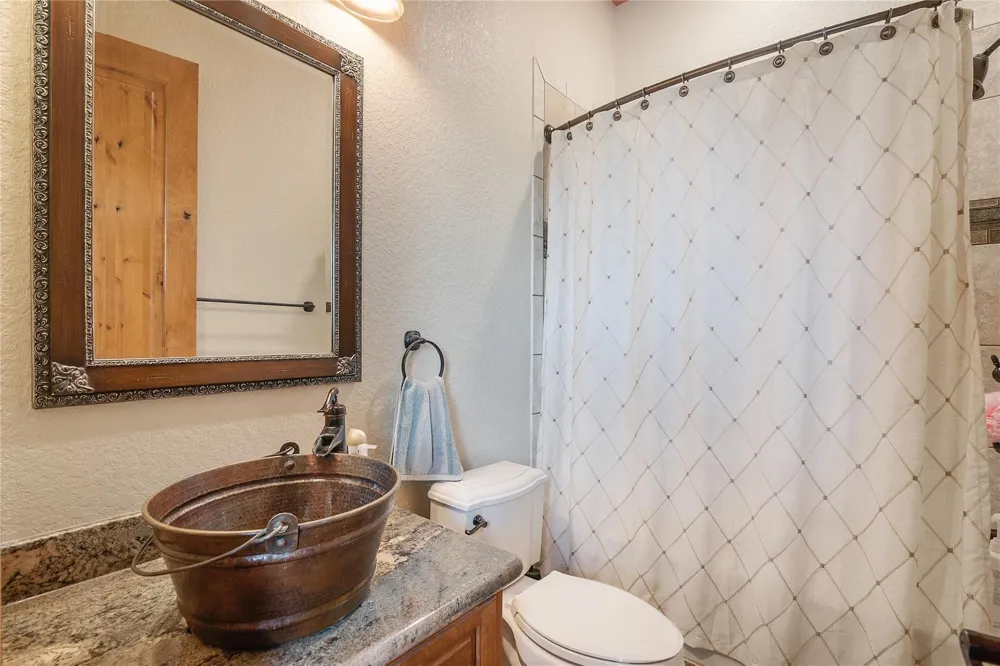 9474 E Fm  524 E Sweeny, TX 77480