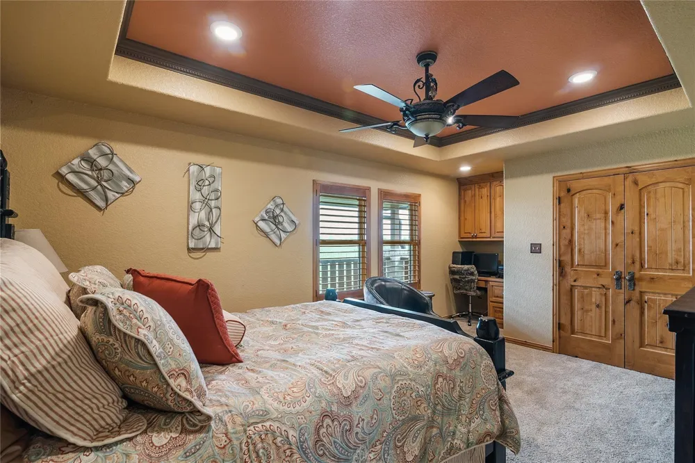9474 E Fm  524 E Sweeny, TX 77480