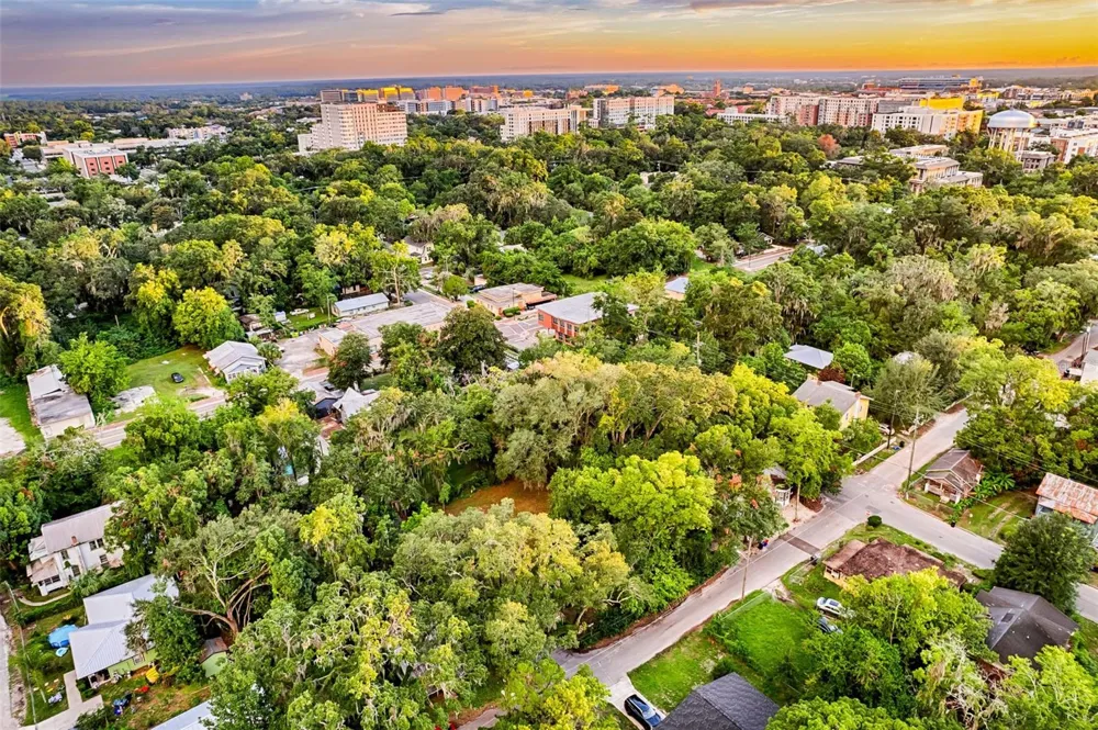 534 & 580 NW 7TH TERRACE Gainesville, FL 32601
