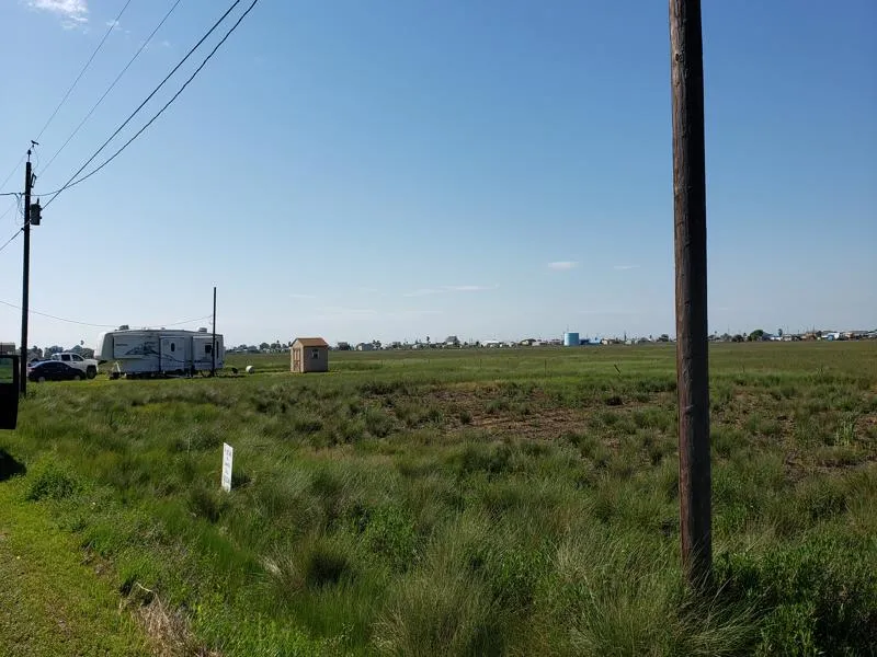 1800 County Road 299 Sargent, TX 77414