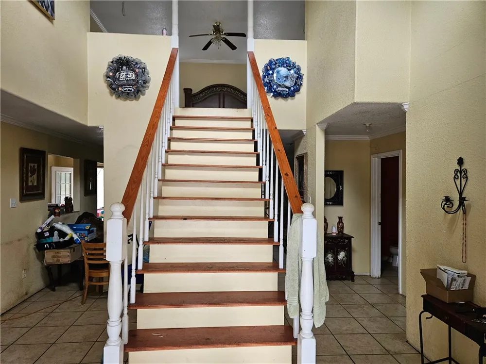 211 County Road 310 Orange Grove, TX 78372