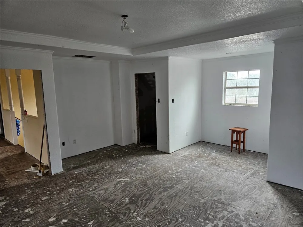 211 County Road 310 Orange Grove, TX 78372