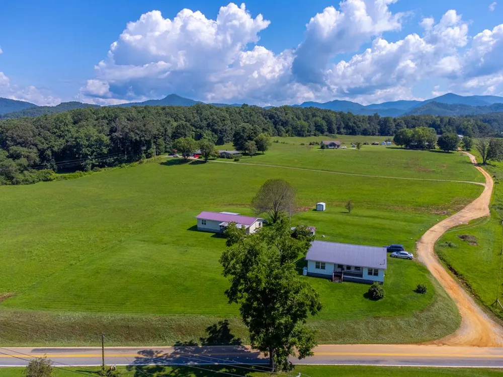 Bidwell Rd Whittier, NC 28789