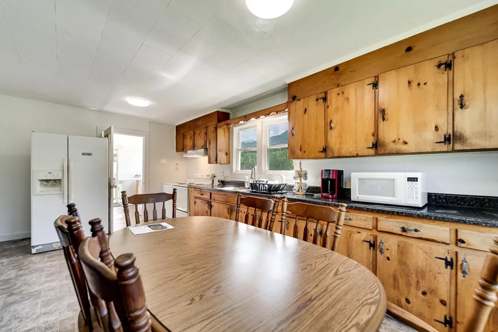Bidwell Rd Whittier, NC 28789