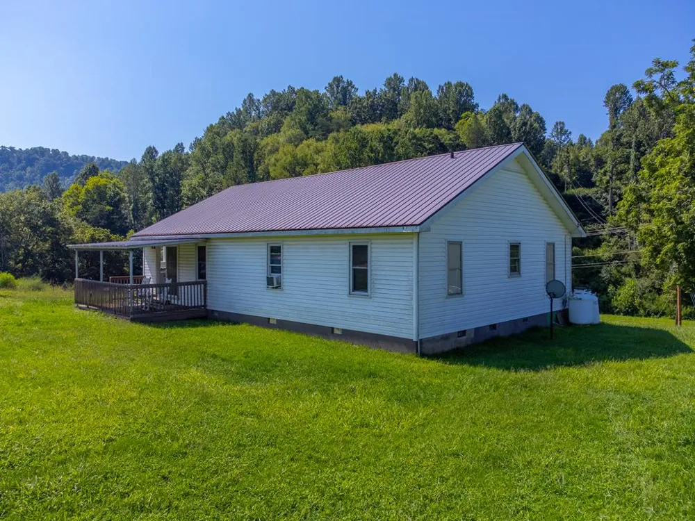 Bidwell Rd Whittier, NC 28789