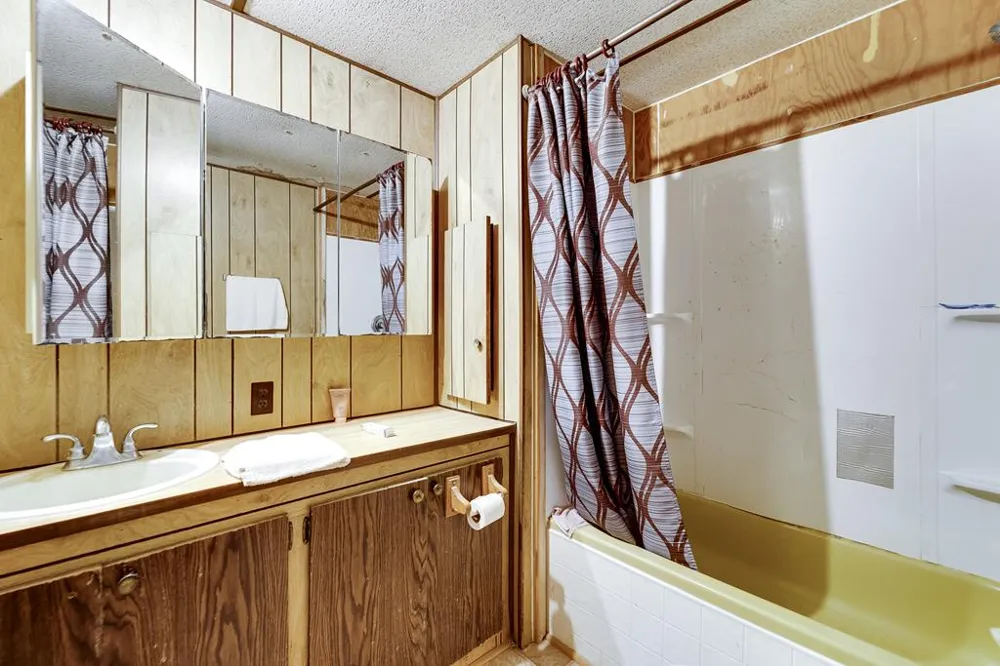 Bidwell Rd Whittier, NC 28789