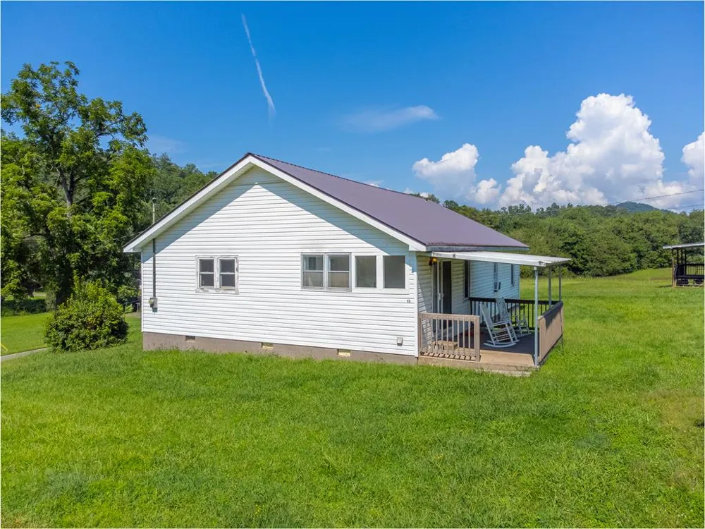 Bidwell Rd Whittier, NC 28789