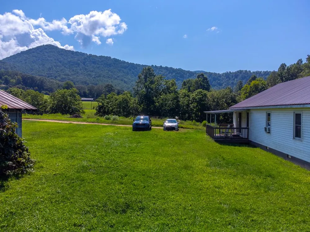 Bidwell Rd Whittier, NC 28789