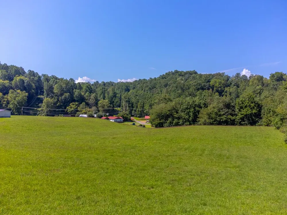 Bidwell Rd Whittier, NC 28789