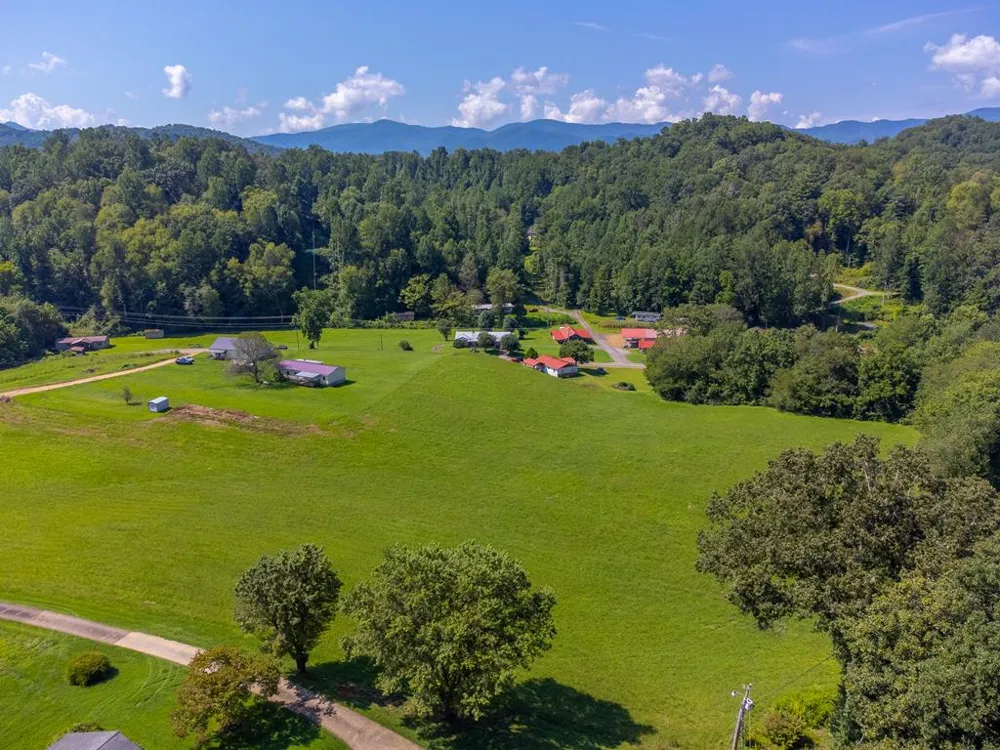 Bidwell Rd Whittier, NC 28789