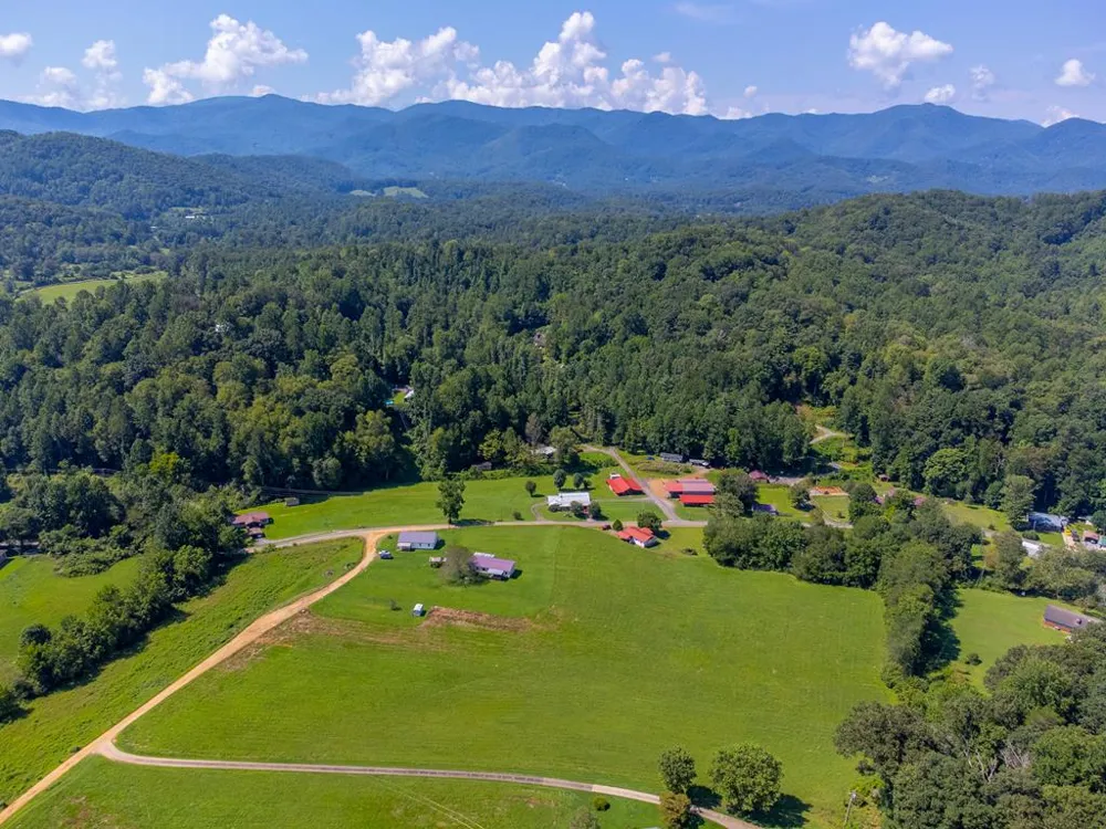 Bidwell Rd Whittier, NC 28789