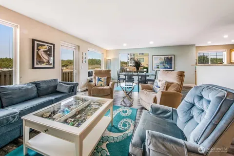 1600 W Ocean Avenue W #1019