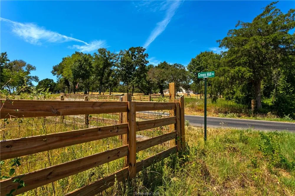 28 FM 166 Caldwell, TX 77836