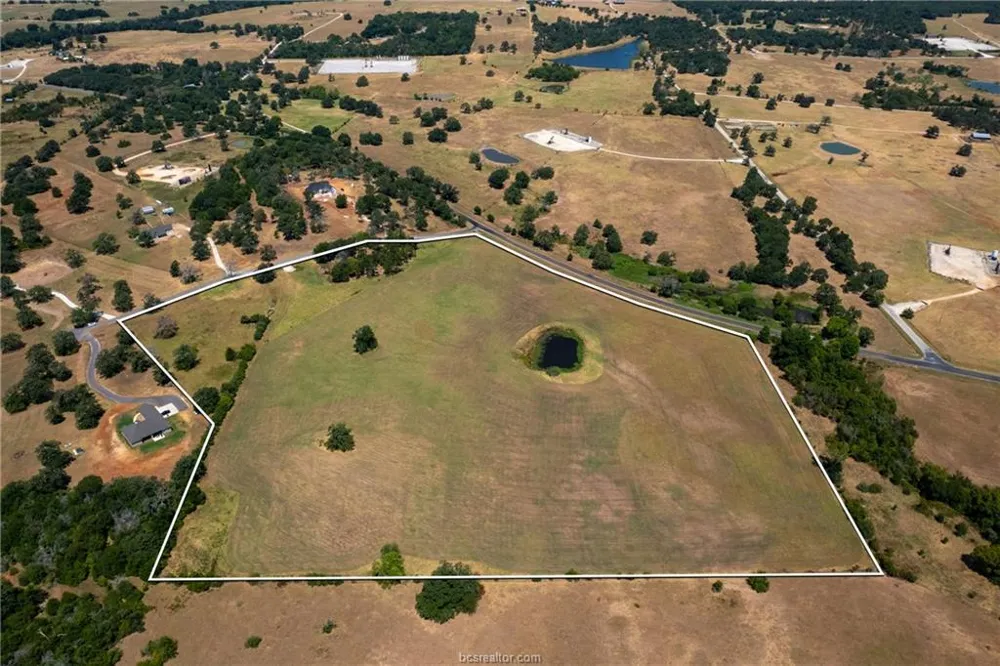 28 FM 166 Caldwell, TX 77836