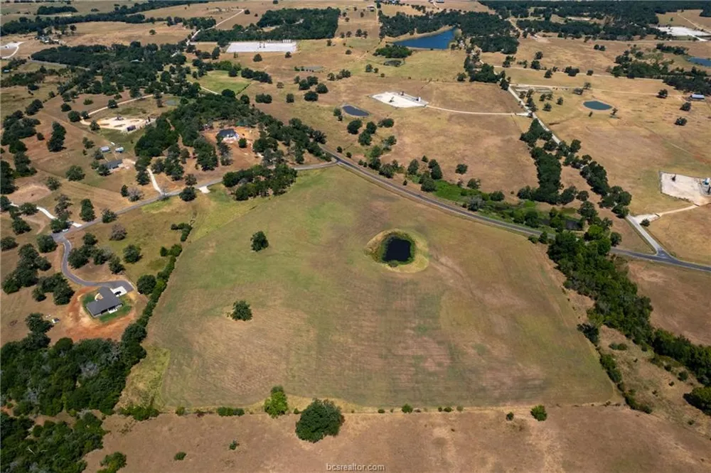 28 FM 166 Caldwell, TX 77836