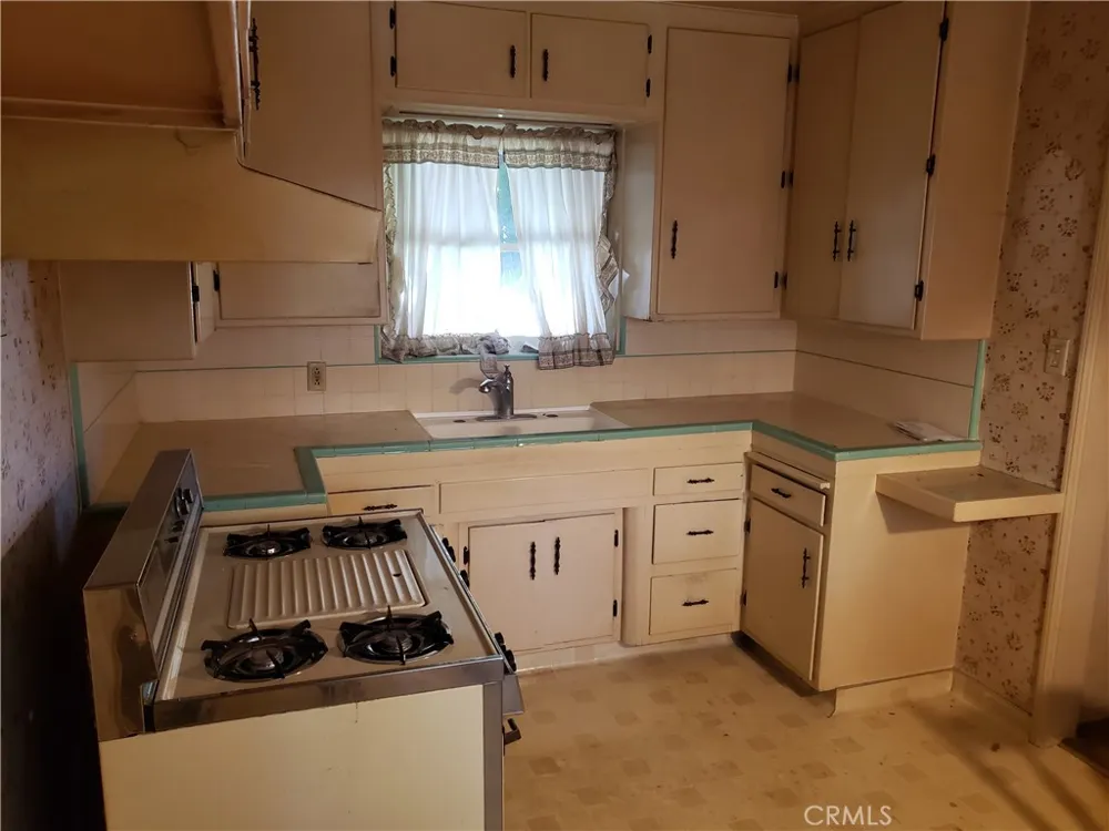 9406 La Rosa Drive Temple City, CA 91780