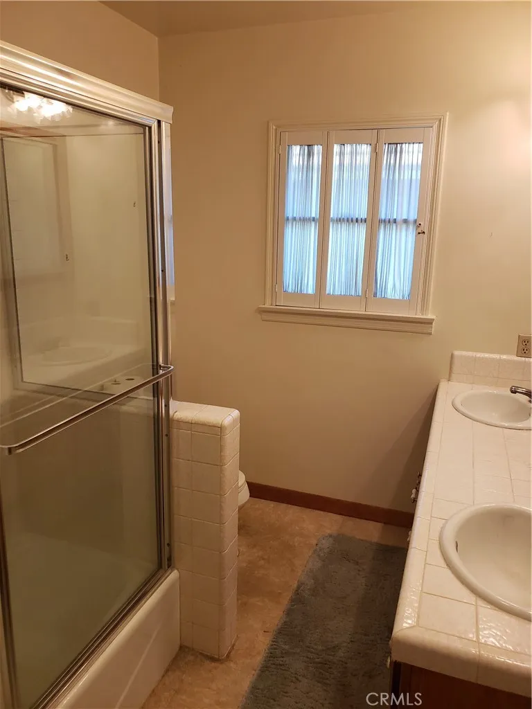 9406 La Rosa Drive Temple City, CA 91780