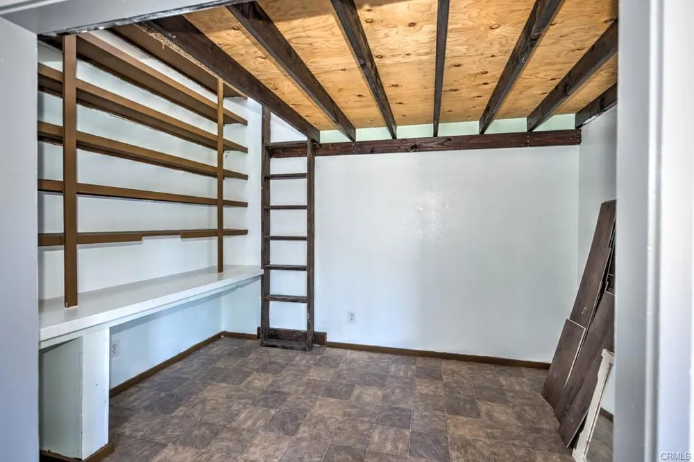 2399 Indian Hill Road Clearlake Oaks, CA 95423