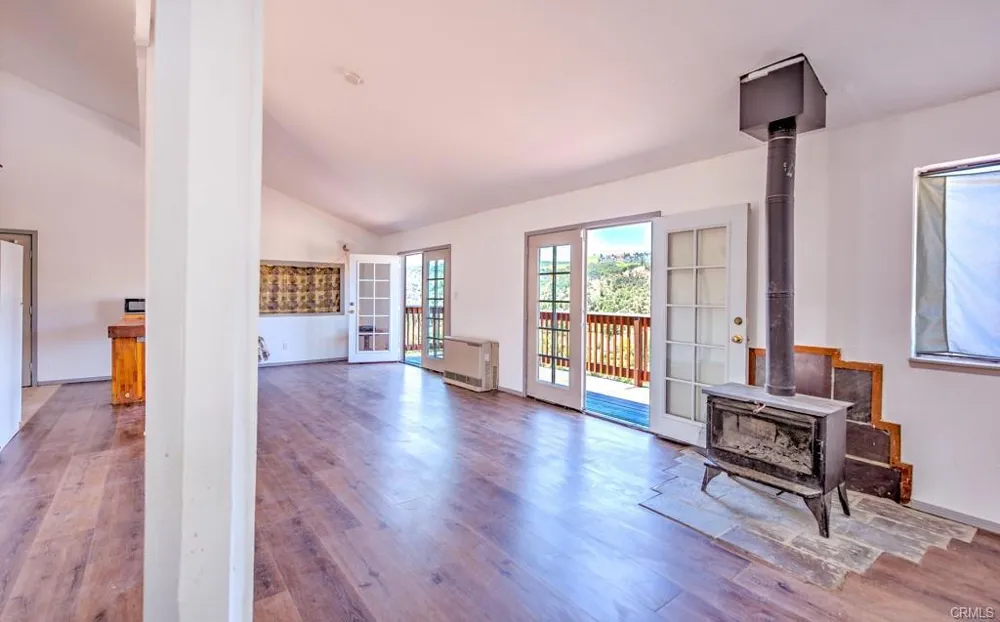 2399 Indian Hill Road Clearlake Oaks, CA 95423