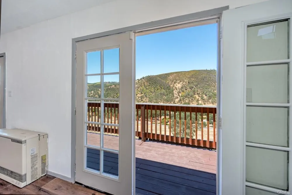 2399 Indian Hill Road Clearlake Oaks, CA 95423