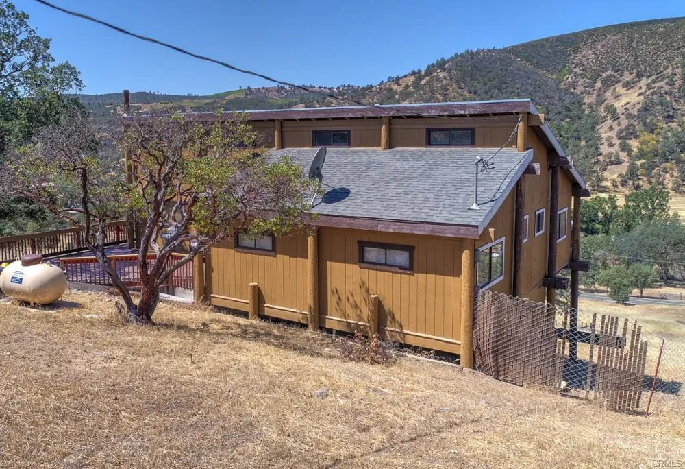 2399 Indian Hill Road Clearlake Oaks, CA 95423