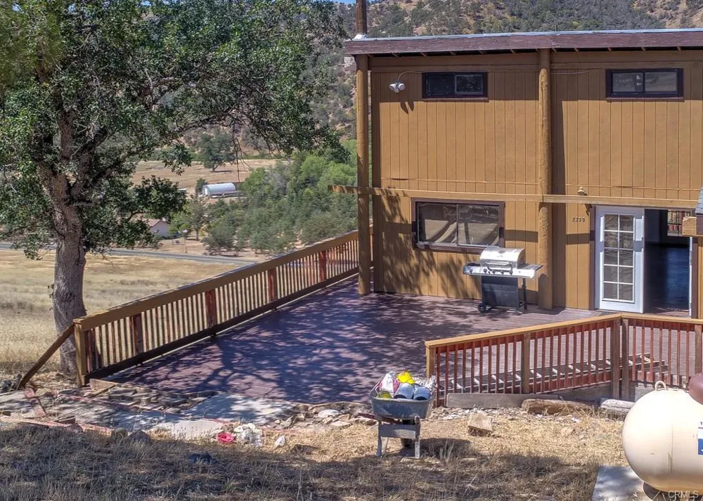 2399 Indian Hill Road Clearlake Oaks, CA 95423