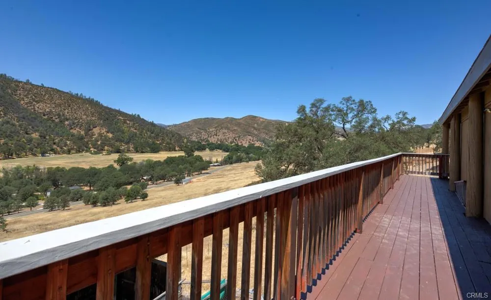 2399 Indian Hill Road Clearlake Oaks, CA 95423