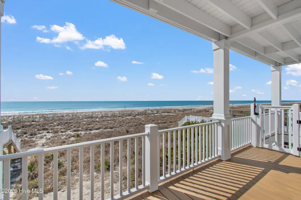 105 Ocean Boulevard W Holden Beach, NC 28462