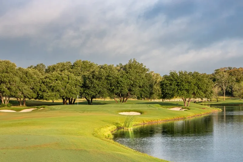 109 Mallard Lane Columbus, TX 78934