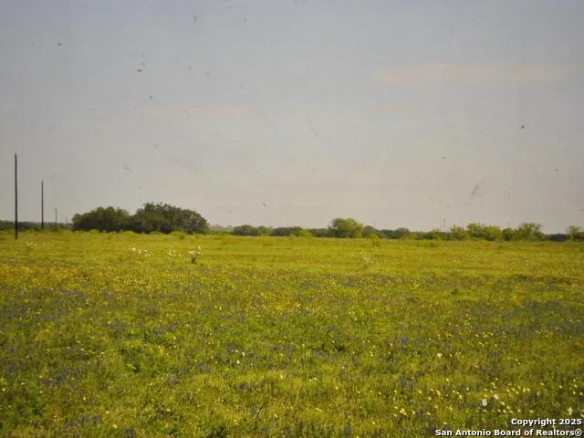 TBD CR 2615 Devine, TX 78016