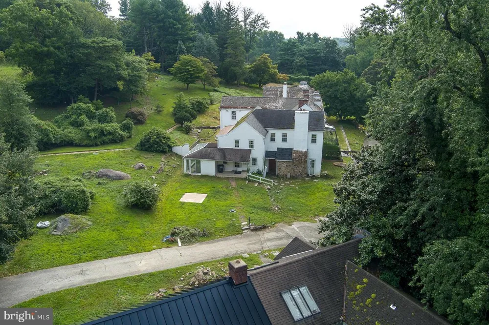 1425 MOUNT PLEASANT ROAD Villanova, PA 19085