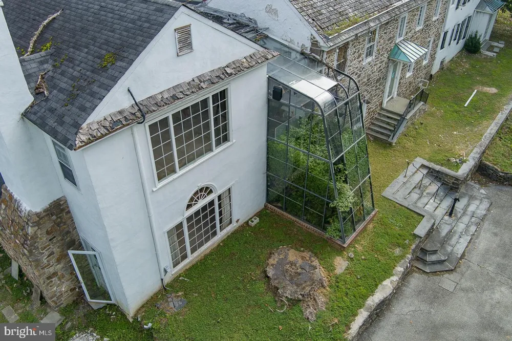 1425 MOUNT PLEASANT ROAD Villanova, PA 19085