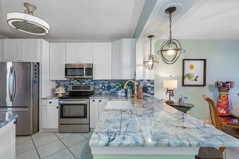 16550 GULF BOULEVARD #545 North Redington Beach, FL 33708