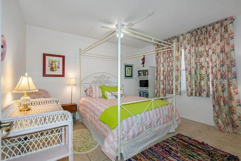 16550 GULF BOULEVARD #545 North Redington Beach, FL 33708
