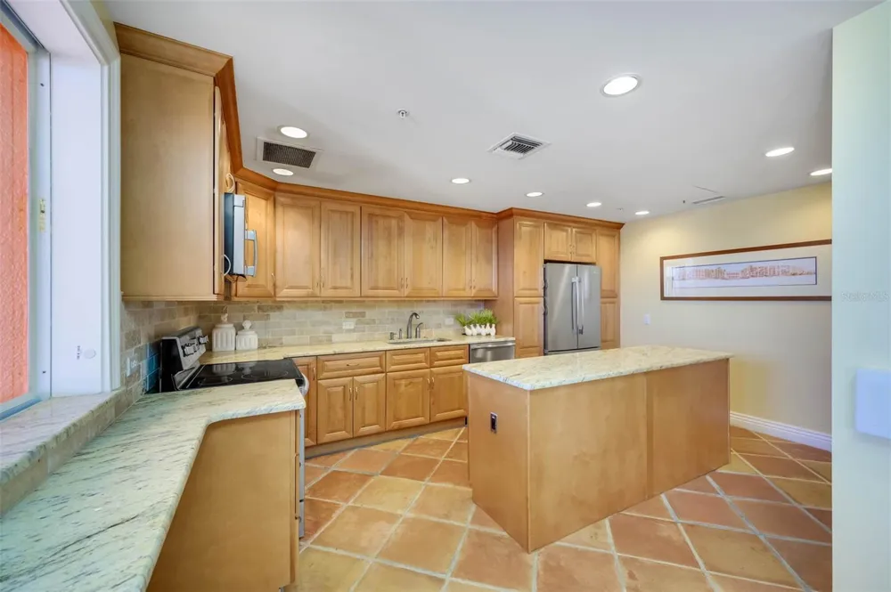 16550 GULF BOULEVARD #545 North Redington Beach, FL 33708