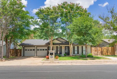 7002 Whispering Oaks Drive